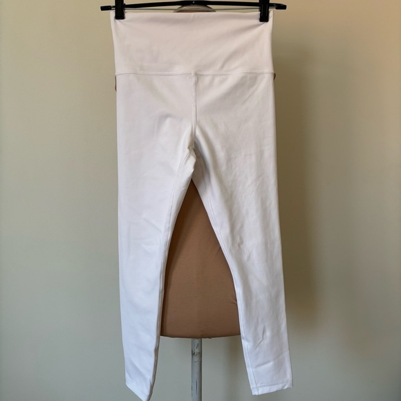Athleta Ultra High Rise Elation 7/8 Tight White Leggings 982581 EUC Size XS - Picture 3 of 9